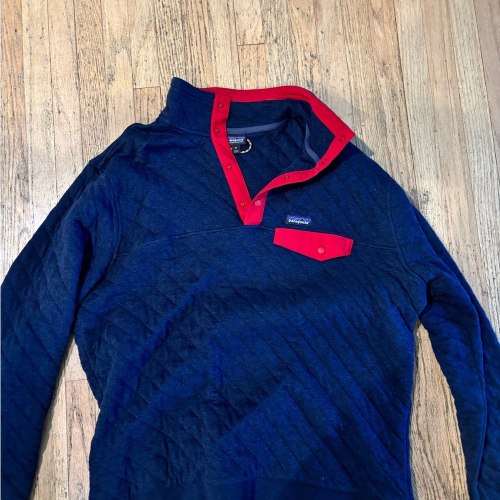 Patagonia Blue and Red Pullover